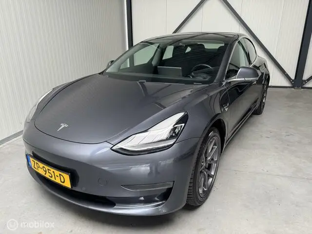 Photo 1 : Tesla Model 3 2019 Électrique