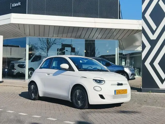 Photo 1 : Fiat 500 2022 Électrique