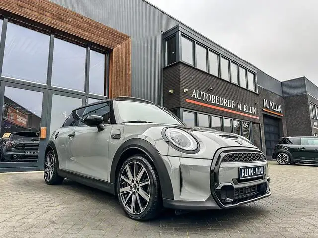 Photo 1 : Mini Cooper 2021 Essence