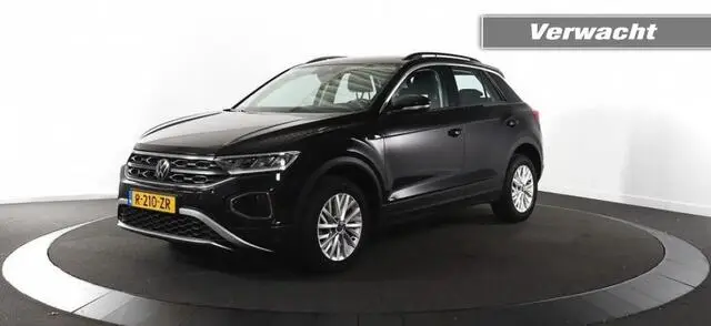 Photo 1 : Volkswagen T-roc 2023 Essence