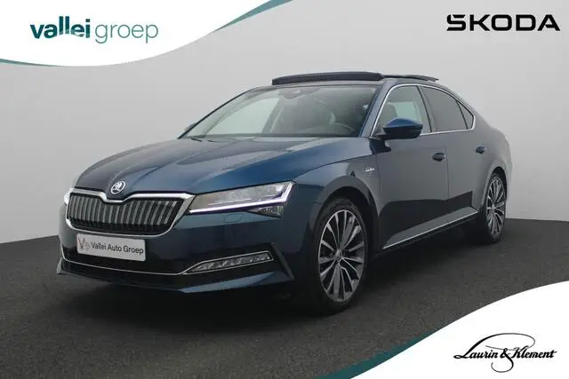 Photo 1 : Skoda Superb 2023 Hybrid