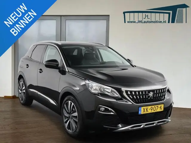 Photo 1 : Peugeot 3008 2019 Essence