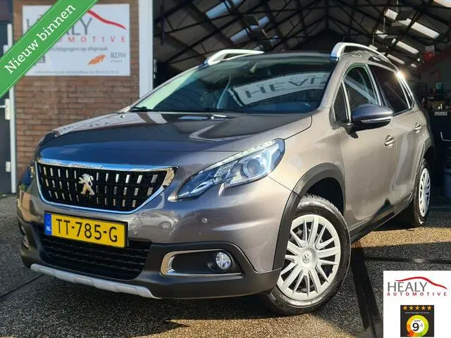 Photo 1 : Peugeot 2008 2018 Petrol