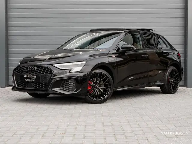 Photo 1 : Audi A3 2021 Hybride