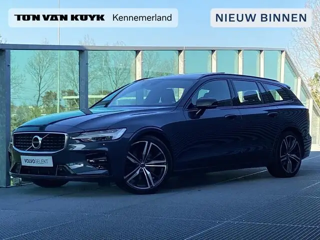 Photo 1 : Volvo V60 2020 Essence