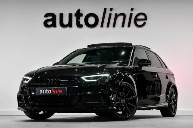 Photo 1 : Audi A3 2018 Petrol