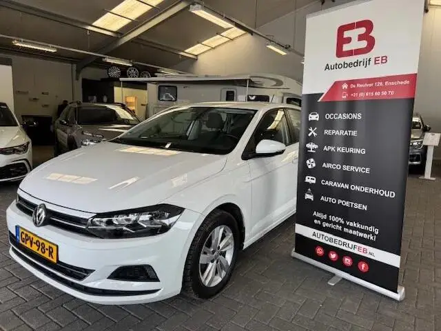 Photo 1 : Volkswagen Polo 2019 Essence