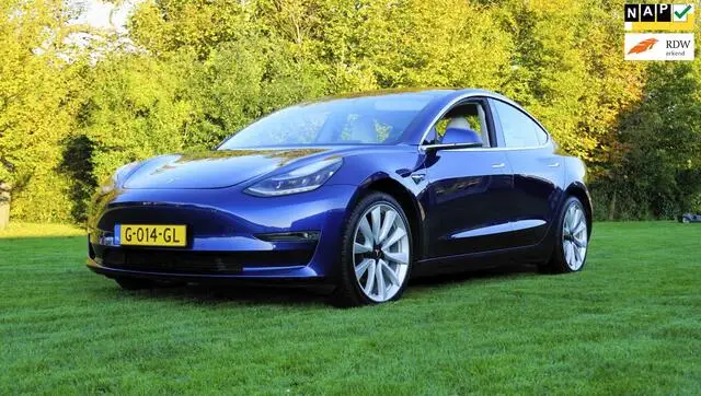 Photo 1 : Tesla Model 3 2019 Électrique