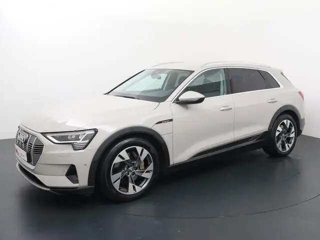 Photo 1 : Audi E-tron 2019 Électrique