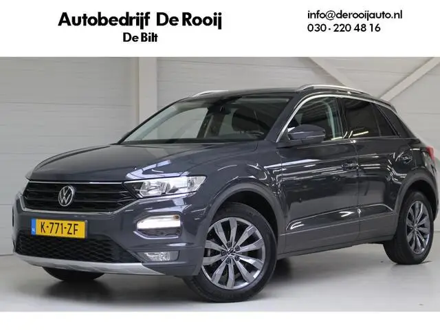 Photo 1 : Volkswagen T-roc 2021 Petrol