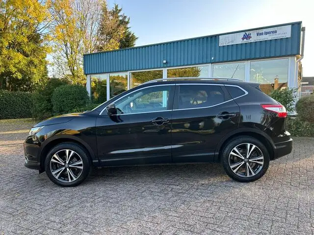 Photo 1 : Nissan Qashqai 2017 Petrol