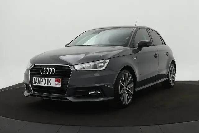 Photo 1 : Audi A1 2018 Diesel