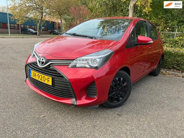 Photo 1 : Toyota Yaris 2016 Petrol