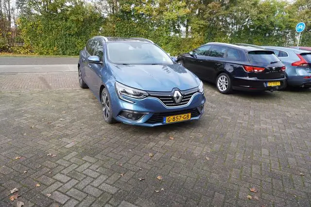 Photo 1 : Renault Megane 2019 Essence