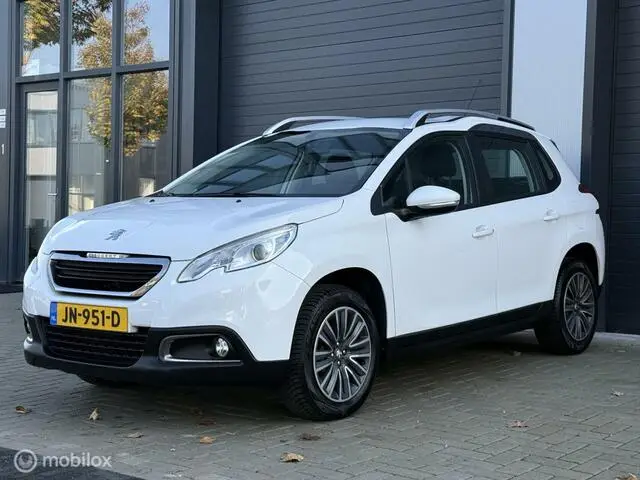 Photo 1 : Peugeot 2008 2016 Petrol