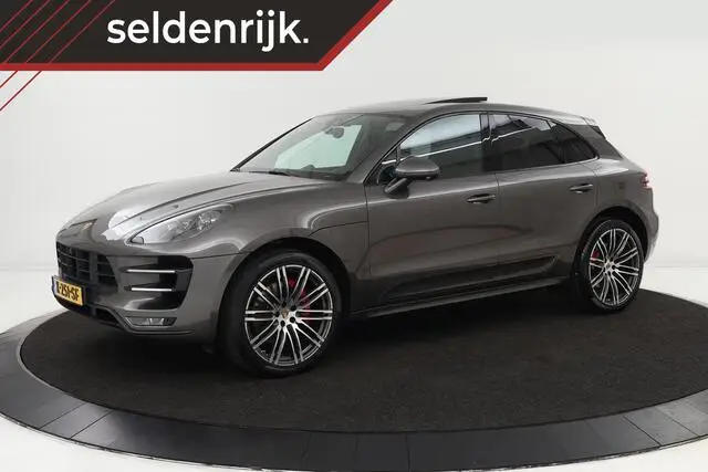 Photo 1 : Porsche Macan 2015 Essence