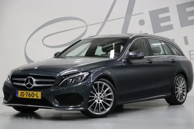 Photo 1 : Mercedes-benz Classe C 2016 Petrol