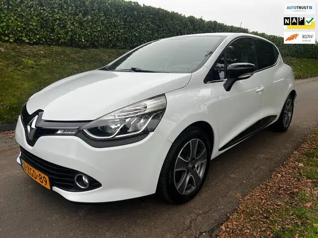 Photo 1 : Renault Clio 2015 Essence