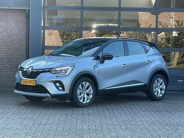 Photo 1 : Renault Captur 2022 Petrol