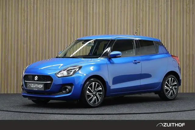 Photo 1 : Suzuki Swift 2022 Petrol