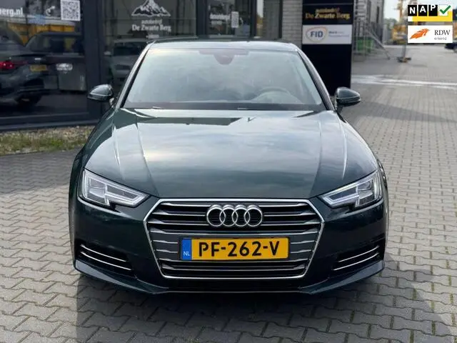 Photo 1 : Audi A4 2017 Diesel