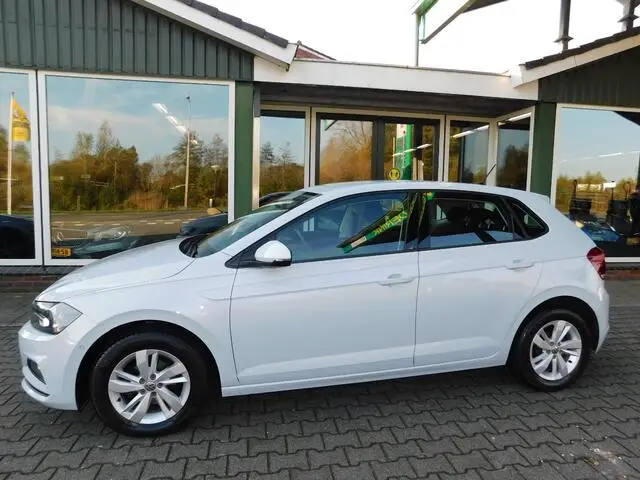 Photo 1 : Volkswagen Polo 2019 Petrol