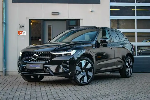 Photo 1 : Volvo Xc60 2024 Hybrid