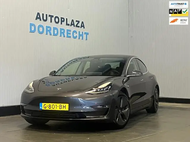 Photo 1 : Tesla Model 3 2019 Électrique