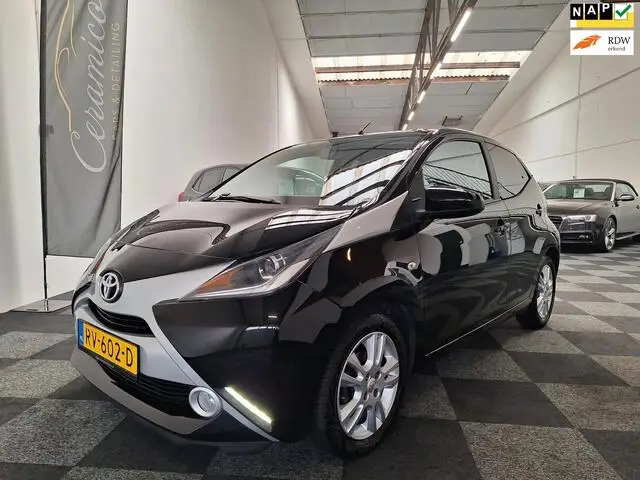 Photo 1 : Toyota Aygo 2018 Essence