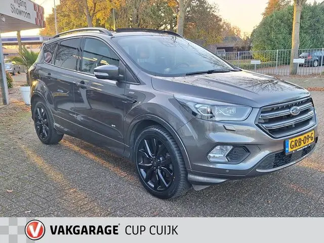 Photo 1 : Ford Kuga 2017 Petrol