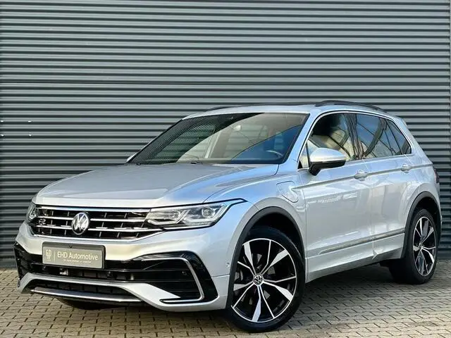 Photo 1 : Volkswagen Tiguan 2024 Hybride