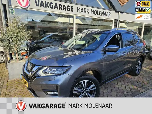 Photo 1 : Nissan X-trail 2017 Petrol