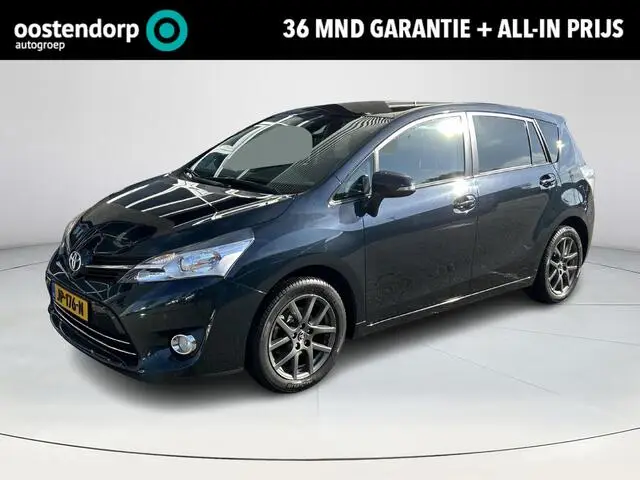 Photo 1 : Toyota Verso 2016 Petrol