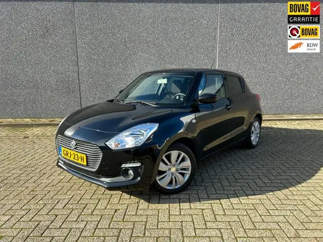 Photo 1 : Suzuki Swift 2019 Petrol