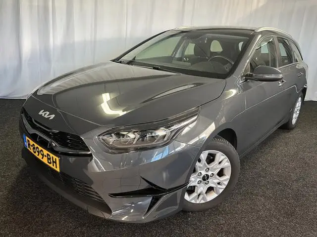 Photo 1 : Kia Ceed 2022 Petrol