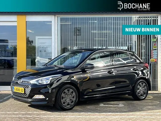 Photo 1 : Hyundai I20 2017 Petrol