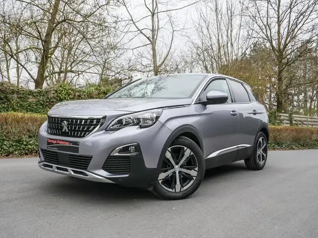 Photo 1 : Peugeot 3008 2019 Essence