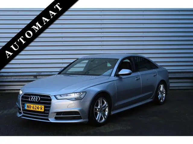 Photo 1 : Audi A6 2017 Essence