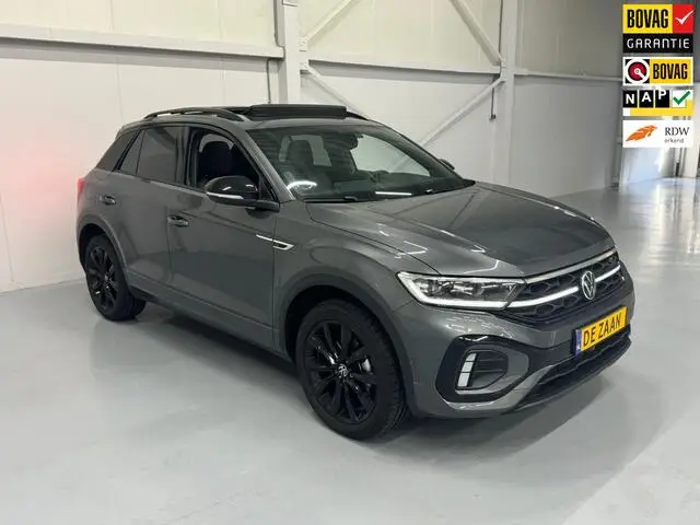 Photo 1 : Volkswagen T-roc 2024 Essence