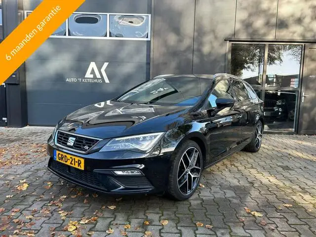 Photo 1 : Seat Leon 2017 Petrol