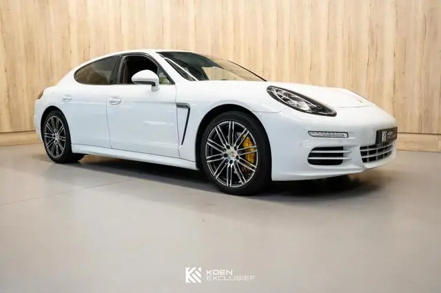 Photo 1 : Porsche Panamera 2015 Hybride