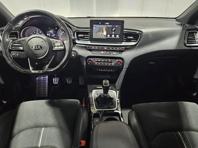 Photo 1 : Kia Ceed 2019 Essence