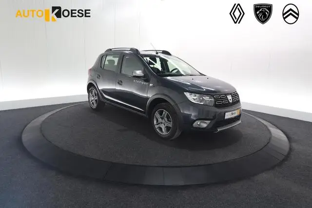 Photo 1 : Dacia Sandero 2017 Petrol