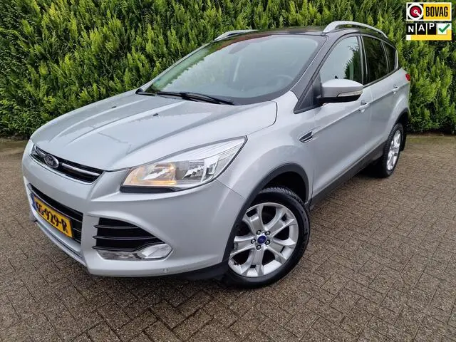 Photo 1 : Ford Kuga 2015 Petrol