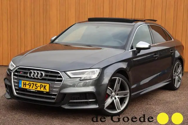 Photo 1 : Audi A3 2020 Essence