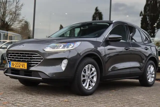 Photo 1 : Ford Kuga 2022 Essence