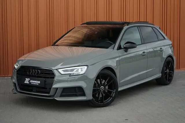 Photo 1 : Audi A3 2019 Essence