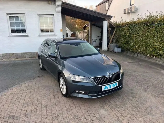 Photo 1 : Skoda Superb 2019 Diesel