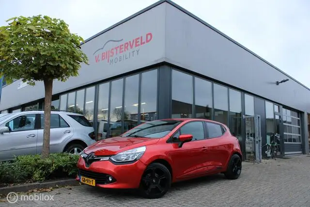 Photo 1 : Renault Clio 2015 Petrol