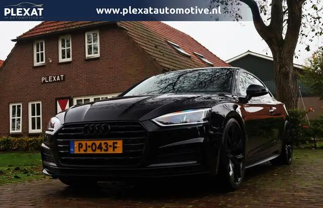 Photo 1 : Audi A5 2017 Petrol